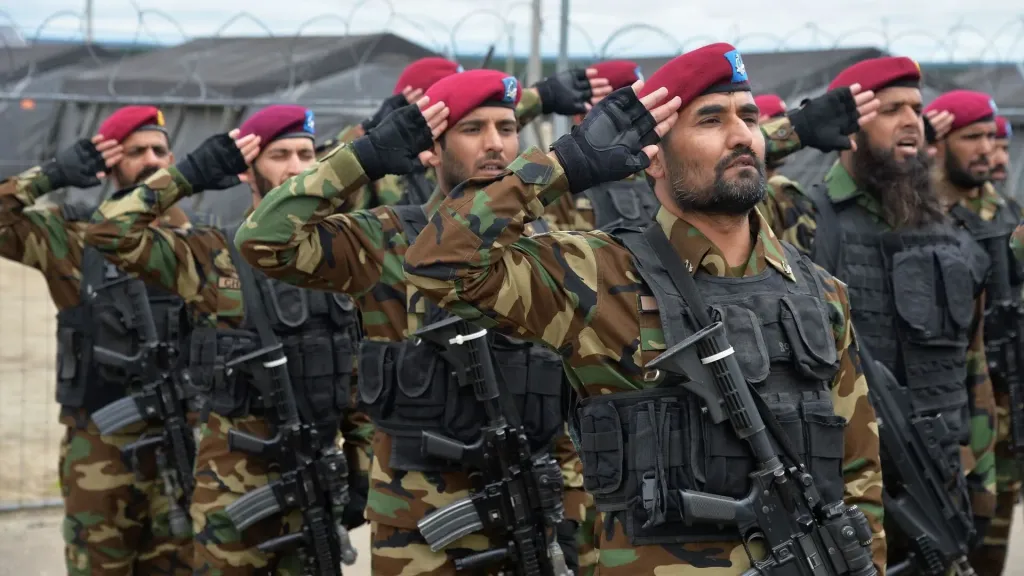 تصعيد خطير بين الجارتين النوويتين.. الجيش الباكستاني يرد على الهجمات الصاروخية الهندية