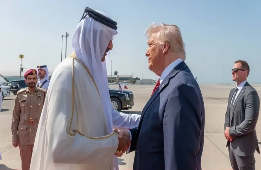 هل  تنقذ أموال العرب الأقتصاد الأمريكي : قطر توقّع مع ترامب تعاوناً اقتصادياً يفوق تريليون دولار