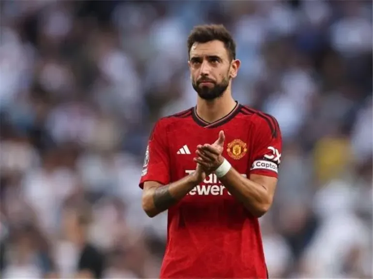 برونو فرنانديز-مانشستر يونايتد