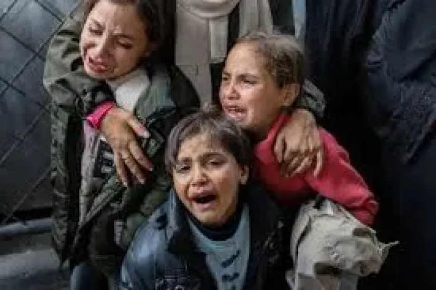 بشهادة أطباء أمريكان  : رصاص الاحتلال لا يميز الطفولة كما يدعى بل يستهدفها