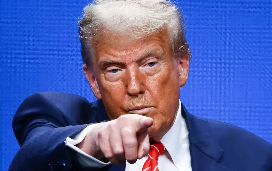 الرئيس الأمريكي دونالد ترامب