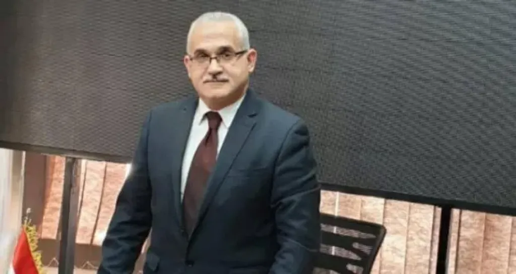 الدكتور هشام عناني رئيس الحزب