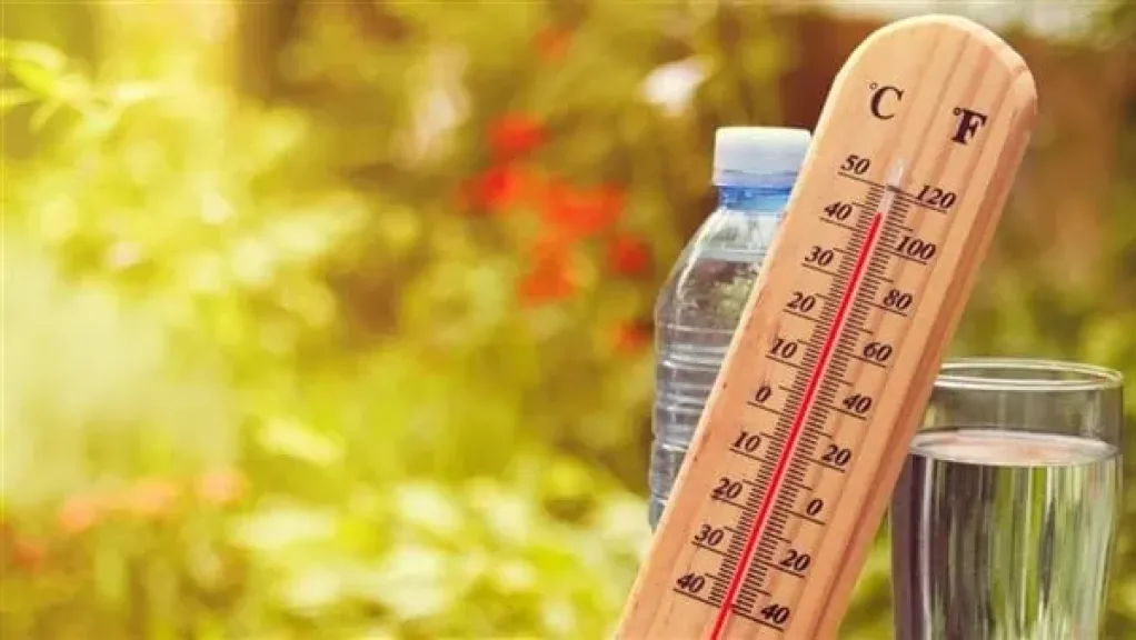 طقس خانق في الطريق.. الأرصاد تكشف تفاصيل ارتفاع الحرارة والرطوبة خلال الأيام المقبلة