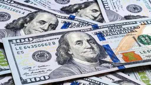 الأخضر بكام النهاردة؟..سعر الدولار مقابل الجنيه اليوم الأحد 17 أغسطس 2025