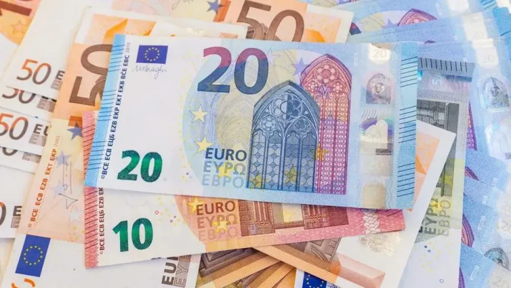 سعر اليورو مقابل الجنيه المصري اليوم الأربعاء 20 أغسطس 2025
