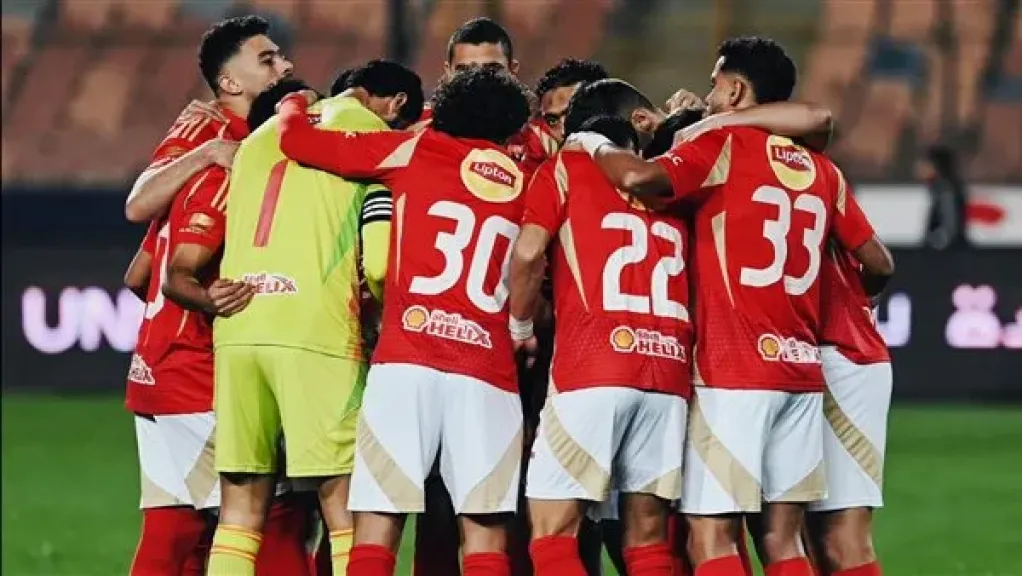 انطلاق الجولة الرابعة من الدوري المصري.. الأهلي يواجه غزل المحلة والزمالك يتحدى فاركو