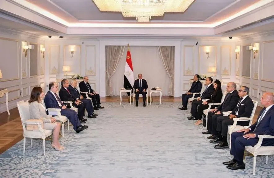 الرئيس السيسي يتقبل رئيس وزراء لبنان