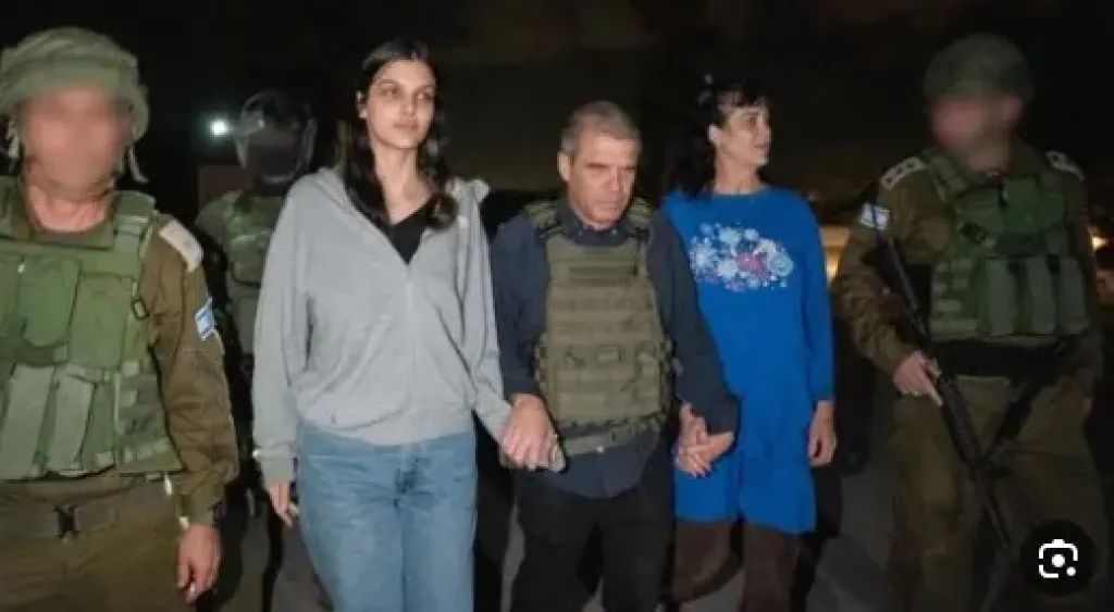 أسري إسرئلين في غزة