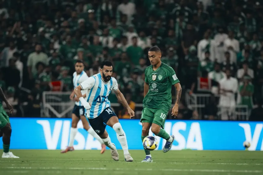 فوز بيراميدز على أهلي جدة (3-1)، المكافآت المالية الخيالية بعد التتويج، وهاتريك فيستون ماييلي في كأس القارات الثلاث