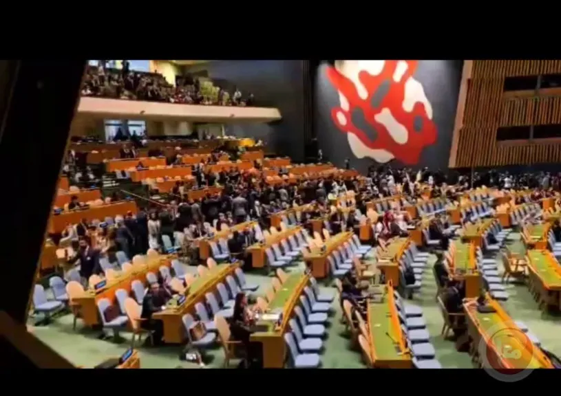 مقاعد خالية اثناء القاء نتياهو كلمتة