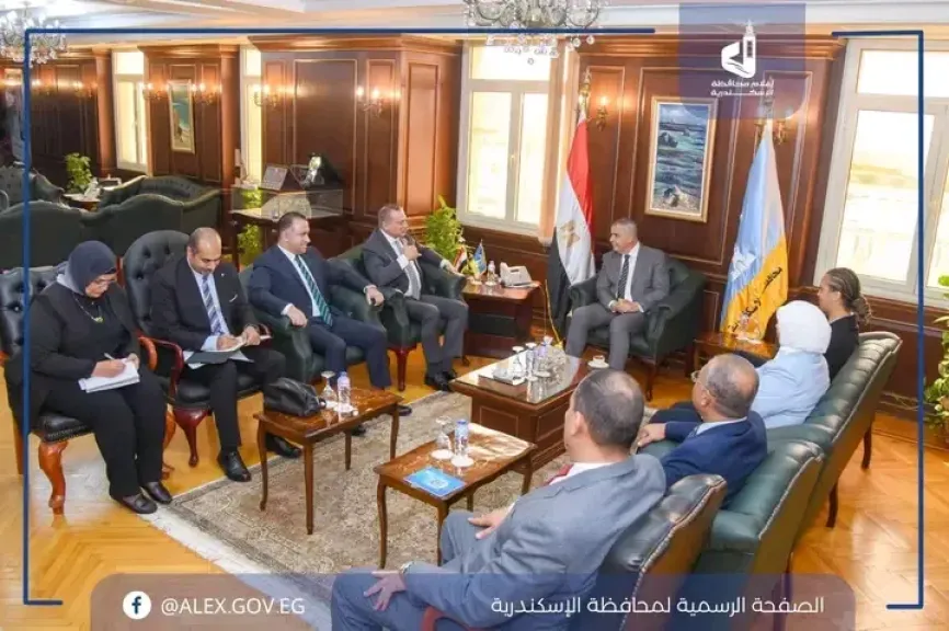 لقاء محافظ الاسكندارية