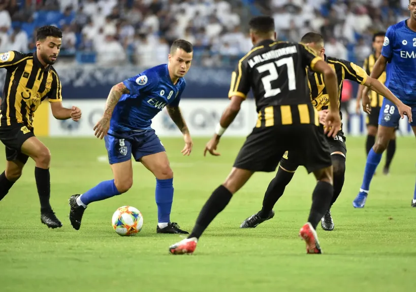 موعد مباراة الاتحاد والهلال.. قمة الجولة السادسة من الدوري السعودي للمحترفين 2025