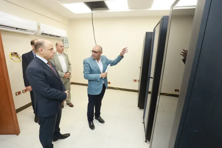 محافظ كفر الشيخ يتفقد مركز التحول الرقمي الجديد استعدادًا للافتتاح محافظ كفر الشيخ يتفقد مركز التحول الرقمي الجديد استعدادًا للافتتاح
