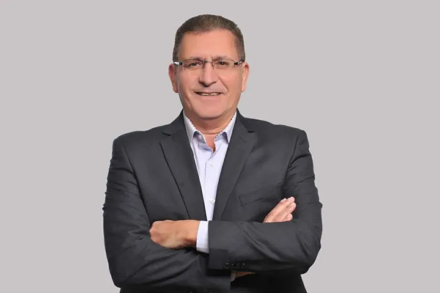 ضو الاتحاد المصري للتنس المهندس أحمد عبده يعلن ترشحه لمنصب نائب رئيس... ضو الاتحاد المصري للتنس المهندس أحمد عبده يعلن ترشحه لمنصب نائب رئيس نادي سموحة بالإسكندرية