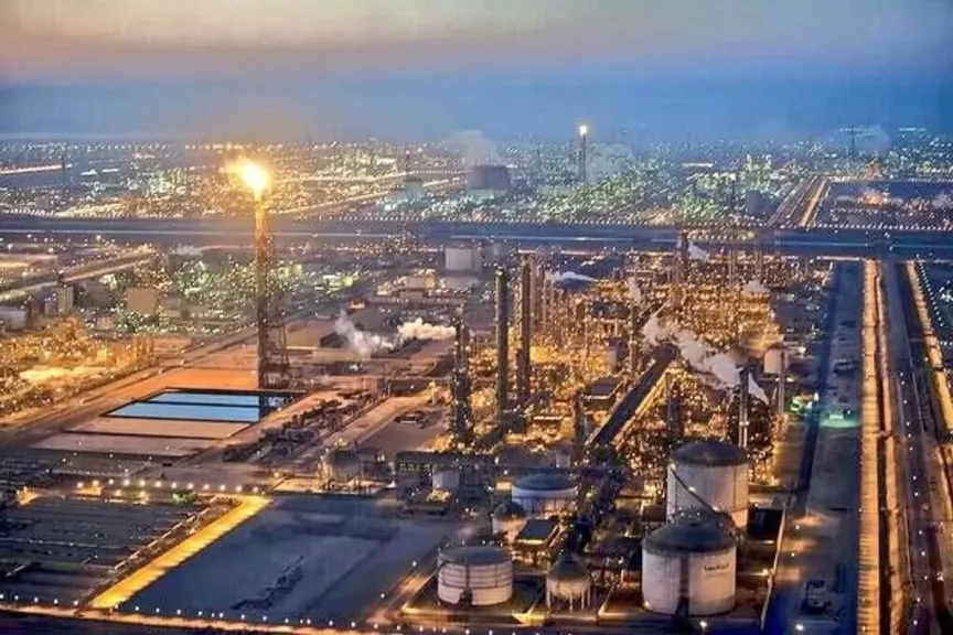 اليوم يبدأ السباق الصناعي.. طرح 1128 قطعة أرض أمام المستثمرين في مختلف... اليوم يبدأ السباق الصناعي.. طرح 1128 قطعة أرض أمام المستثمرين في مختلف المحافظات