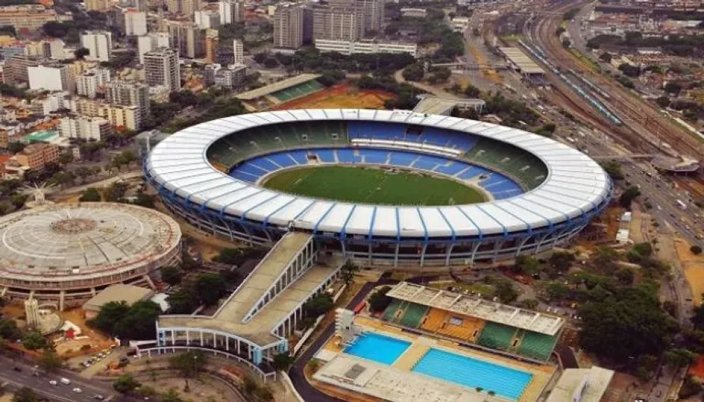 البرازيل تعرض ملعب ماراكانا الأسطوري للبيع لتسديد ديونها المتراكمة البرازيل تعرض ملعب ماراكانا الأسطوري للبيع لتسديد ديونها المتراكمة
