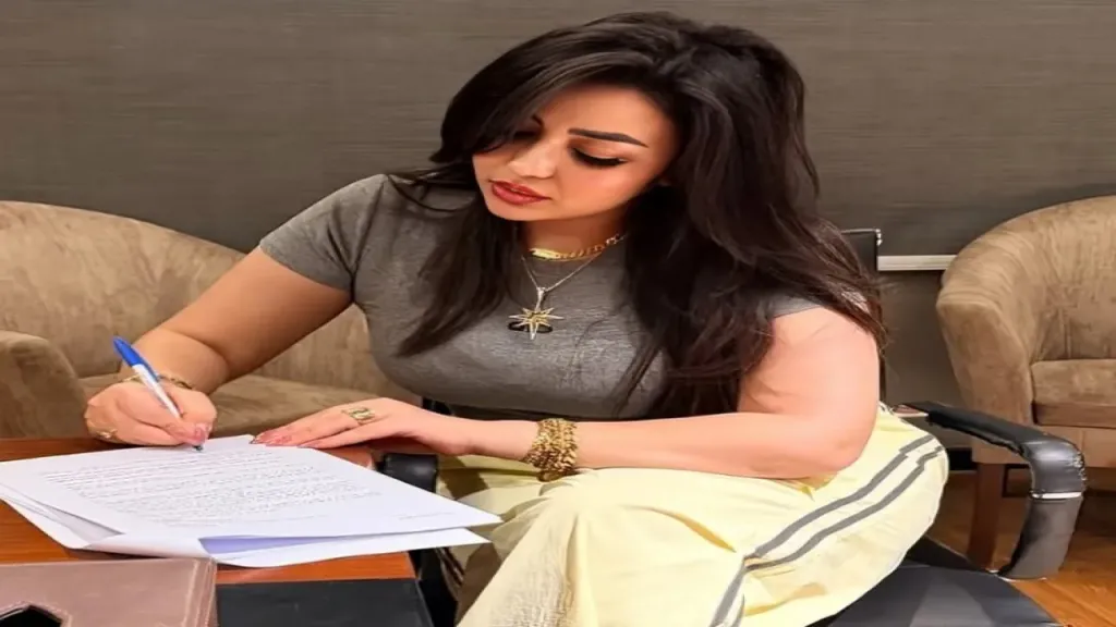 قصة اتهام رحمة محسن بالخيانة الزوجية في المحضر رقم 6222 لسنة 2022... قصة اتهام رحمة محسن بالخيانة الزوجية في المحضر رقم 6222 لسنة 2022 إداري الهرم