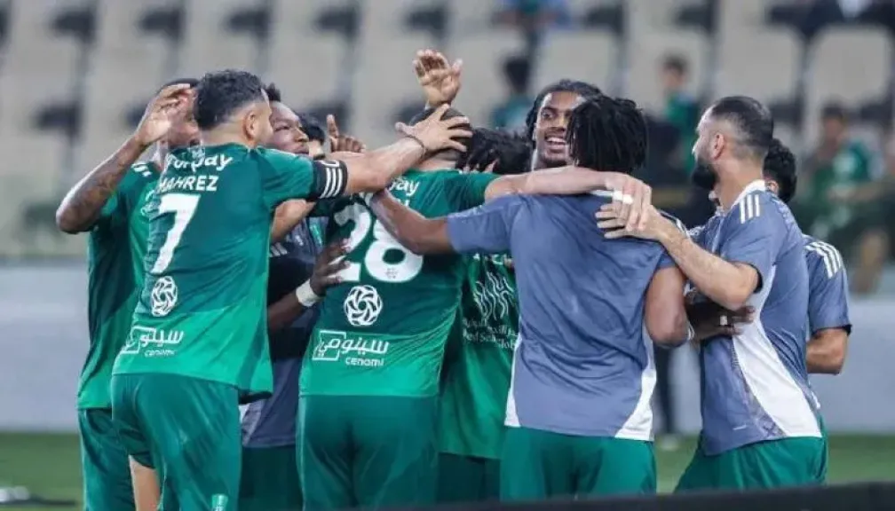 تعرف علي القنوات الناقلة وموعد مباراة الأهلي والرياض في الجولة السابعة من الدوري السعودي 2025-2026