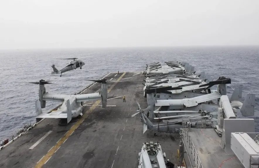 توتر متصاعد بين واشنطن وكاراكاس.. سفن حربية أمريكية تقترب من السواحل الفنزويلية توتر متصاعد بين واشنطن وكاراكاس.. سفن حربية أمريكية تقترب من السواحل الفنزويلية