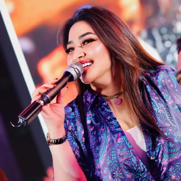 فيديو جديد للفنانة رحمة محسن يشعل مواقع التواصل الاجتماعي.. وتعليقها يثير الجدل: ”يا فنانة دا انتي طلعتي حتة في مكان تاني!
