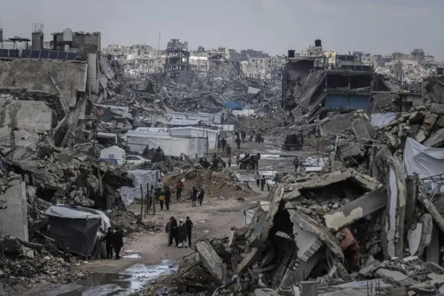 مصادر طبية فلسطينية: الاحتلال الإسرائيلي يُسلّم 45 جثماناً لشهداء قطاع غزة