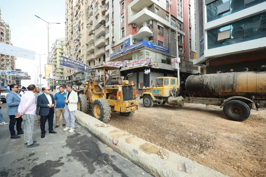 محافظ كفرالشيخ يتفقد أعمال الرصف والتطوير بشارع ميدان عابدين ضمن مشروعات الخطة الاستثمارية 2025/2026 تزامنًا مع احتفالات المحافظة بعيدها القومي الـ69