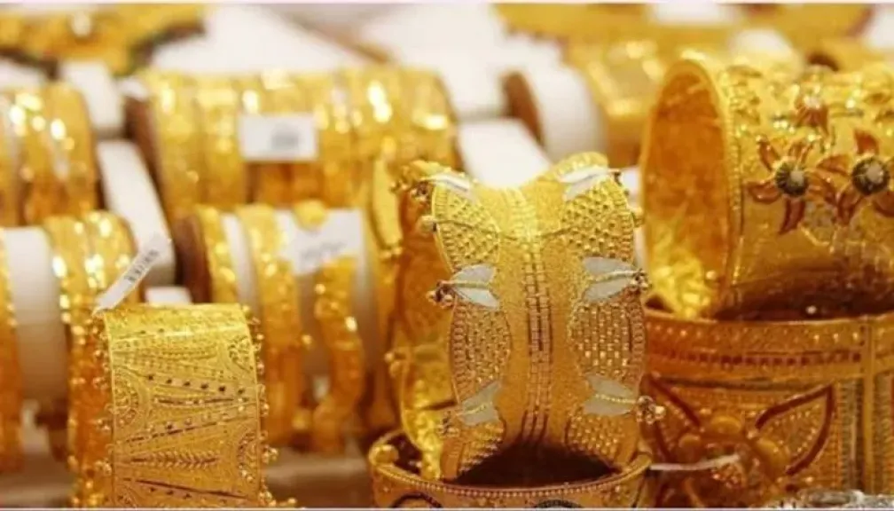 ارتفاع جديد في منتصف اليوم.. أسعار الذهب في مصر اليوم الاثنين 10 نوفمبر 2025 تسجل قفزة بـ80 جنيها لعيار 21