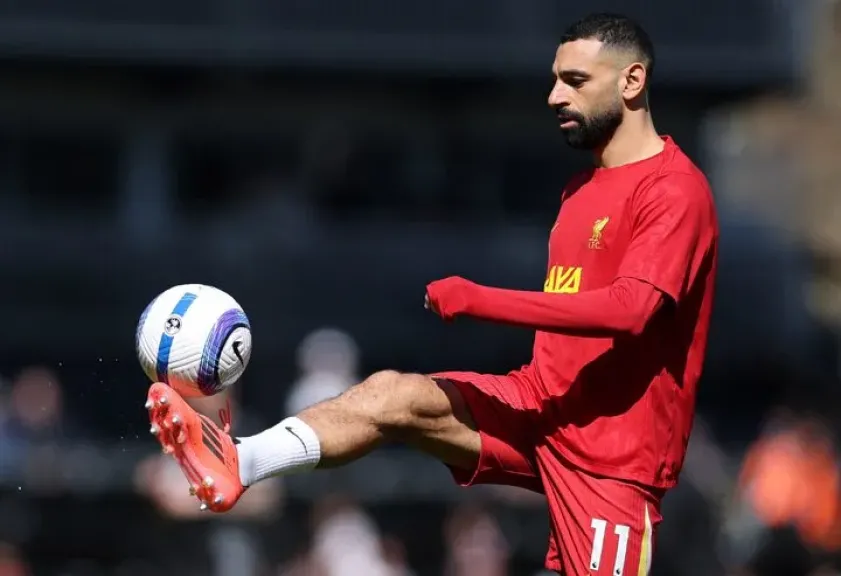 محمد صلاح يورّط ليفربول بعقد ضخم.. 20 مليون جنيه إسترليني سنوياً ومخاوف من تراجع الأداء