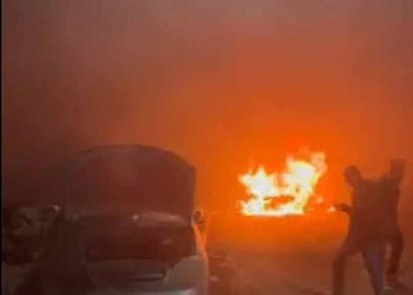 مستوطنون يحرقون مسجد ”الحاجة حميدة” في ديراستيا.. جريمة جديدة ضمن سلسلة الاعتداءات على المقدسات