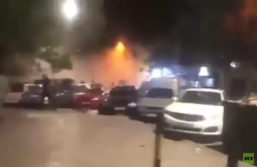 انفجارات تهز دمشق ومحيطها.. استهدافات غامضة في منطقة المزة 86 وإشارات إلى عملية اغتيال محتملة