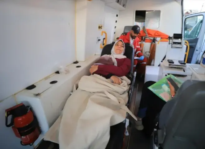 موت على قوائم الانتظار.. معاناة المرضى في غزة تتفاقم و900 ضحية بسبب تأخر الإجلاء الطبي