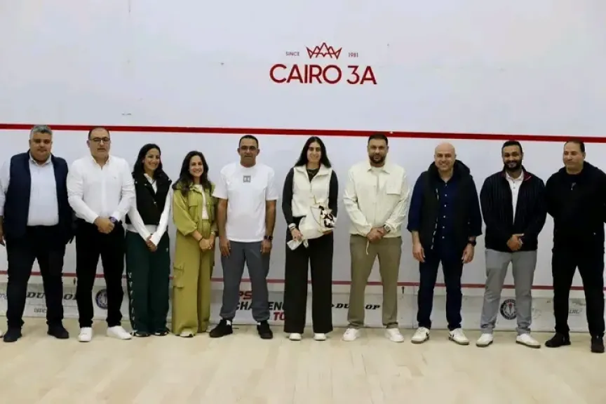 نادي سموحة يستقبل بطلة العالم نور الشربيني في زيارة ملهمة لقطاع الإسكواش