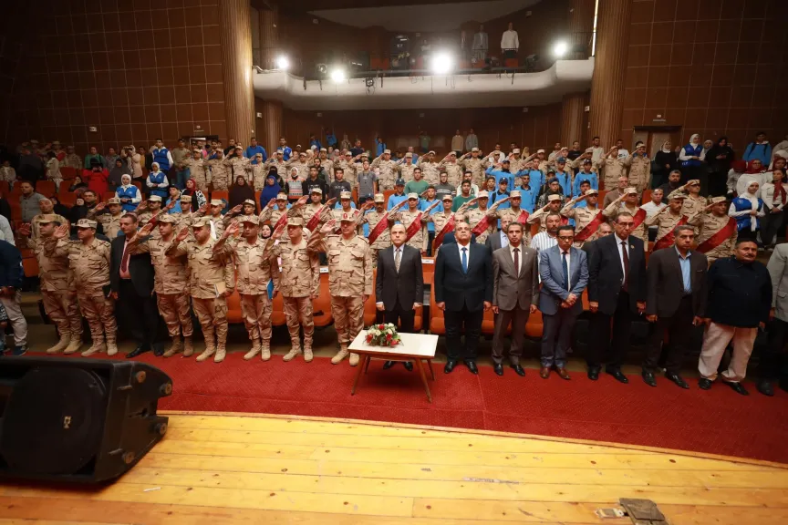 محافظ كفرالشيخ ومدير جمعية المحاربين القدماء يشهدان احتفالية القوات المسلحة لتكريم أسر الشهداء ومصابي العمليات الحربية