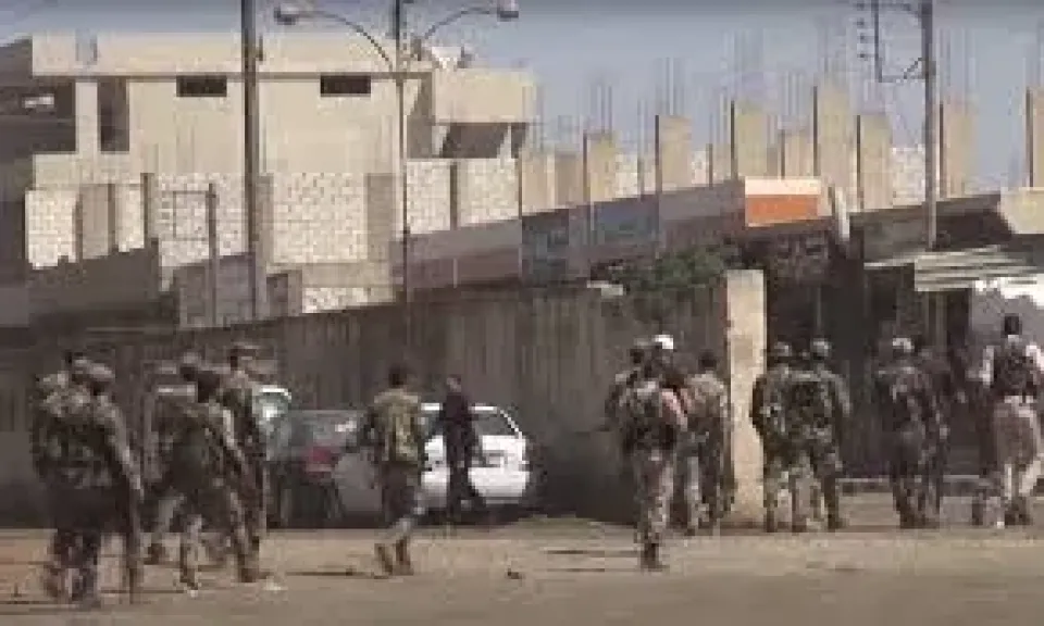 مداهمات مكثفة في الصعيد.. مقتل عناصر تشكيل عصابي شديد الخطورة بسوهاج وإصابة ضابط شرطة في تبادل لإطلاق النار