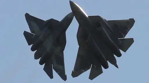 نهاية التفوق الإسرائيلي في السماء. الجزائر تحصل على ”سو-57” والسعودية تضغط لامتلاك ”F-35” وإسرائيل تحذّر من نهاية التفوّق الجوي