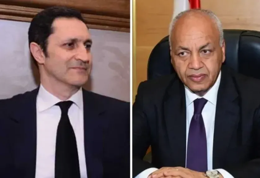 ”معركة كسر عظام”.. علاء مبارك ومصطفى بكري يشعلان أشرس ملاسنة سياسية على السوشيال ميديا