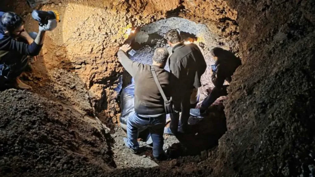 نهب الآثار السورية بين خرافة ”مغارة الذهب” وواقع الدمار.. ماذا يحدث في درعا؟