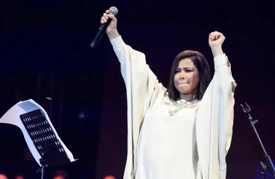 شيرين عبدالوهاب :  تنفي شائعات الاعتزال وتؤكد استمرار مسيرتها رغم عامين من الأزمات