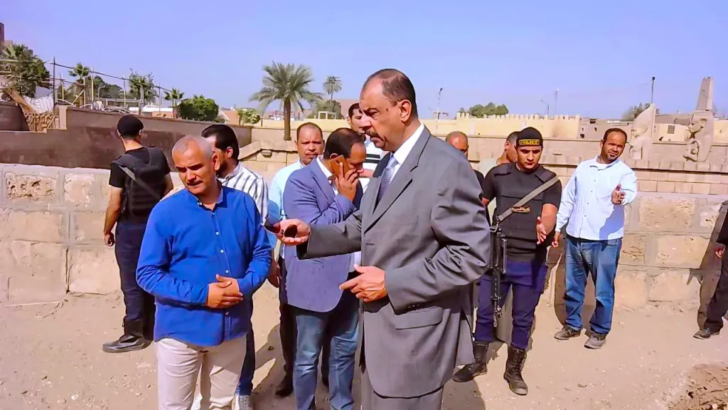 محافظ سوهاج في جولة مفاجئة بأخميم: توجيهات عاجلة بتطوير منطقة ”ميريت آمون”