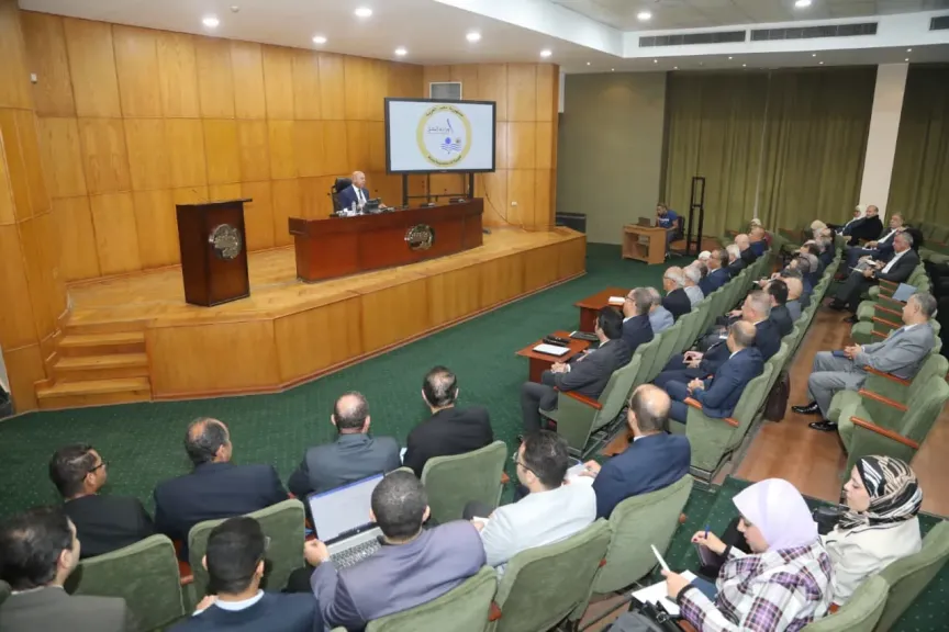 مصر تتحرك لتوطين صناعة المركبات.. اجتماع موسّع بقيادة كامل الوزير لإطلاق أكبر شبكة تصنيع نقل محلية