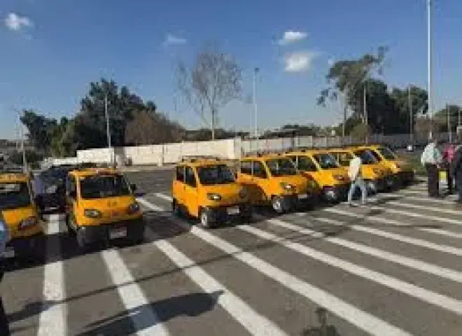 خطة الإحلال تبدأ.. محافظ الجيزة يكشف تفاصيل استبدال التوك توك بسيارات «كيوت» وتنفيذ المرحلة الأولى في 4 مناطق