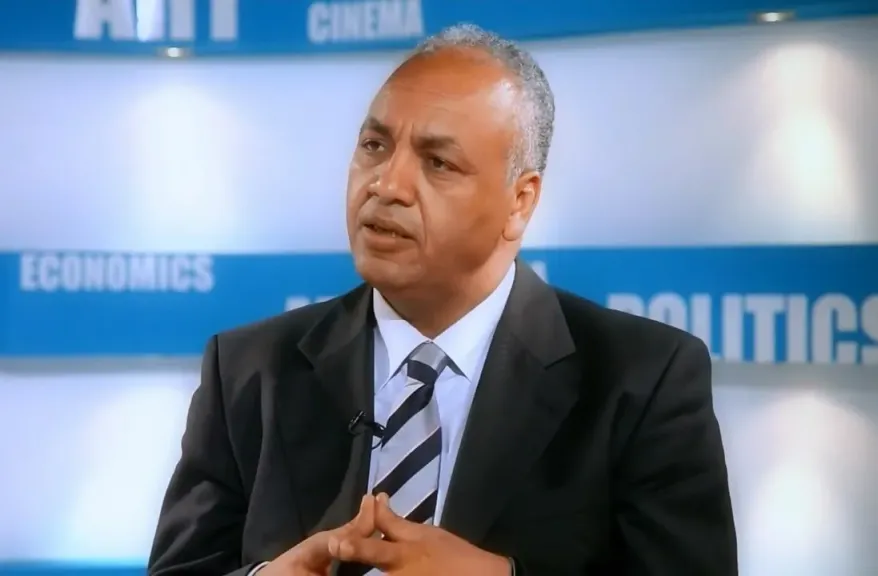 مصطفى بكري يفجّر الجدل: حصانة النائب يجب أن تُحصر داخل البرلمان فقط.. فيديو