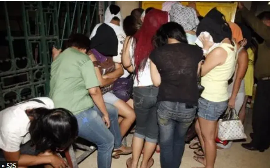 محاكمة  أول تشكيل نسائي متخصّص في ابتزاز الرجال عبر مواقع التواصل الاجتماعي أمام القضاء