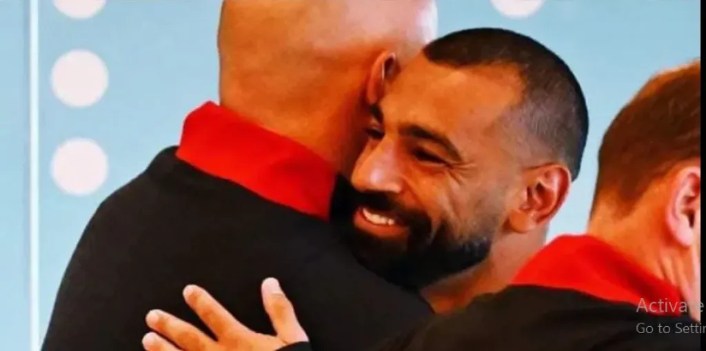 اجتماع سري بين محمد صلاح وأرني سلوت في منزل اللاعب ينهي الخلاف ويعيد الاستقرار لليفربول