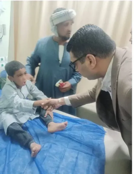 نائب محافظ الأقصر يزور مصابي حادث انهيار منزل قرية الدير بمستشفى طيبة التخصصي