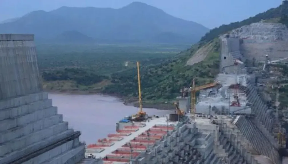 ذعر في أديس أبابا من تحركات مصر في القرن الأفريقي: القاهرة ترد بقوة على اتهامات إثيوبيا وتلوّح بكل السيناريوهات لحماية أمنها المائي