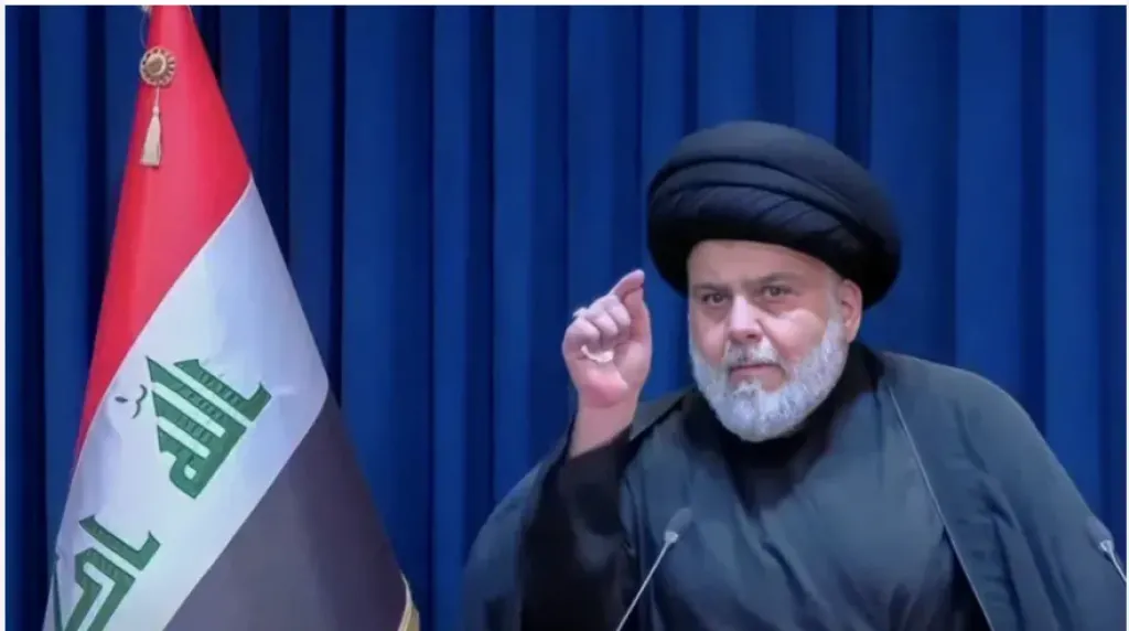مقتدى الصدر يجمد سرايا السلام في البصرة وواسط 6 أشهر.. قرارات حاسمة ورسائل سياسية متزامنة مع إجراءات حكومية حساسة