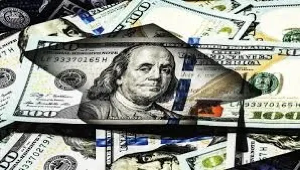 العملة الخضراء تترقب القرار.. سعر الدولار في مصر اليوم الأربعاء 17-12-2025