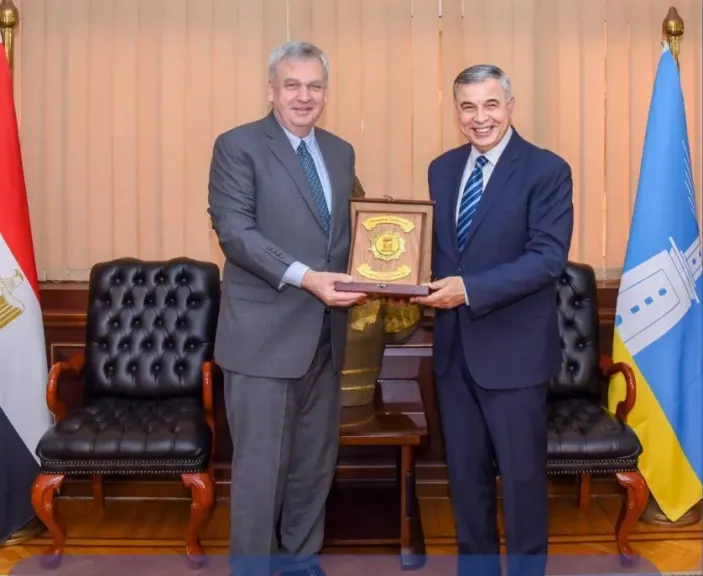 محافظ الإسكندرية يستقبل سفير ألمانيا بالقاهرة لبحث تعزيز التعاون المشترك ودعم المشروعات التنموية والتعليمية