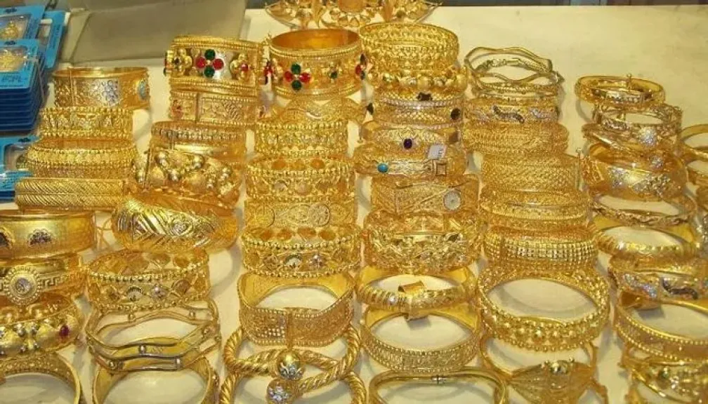 سعر مثقال الذهب اليوم في العراق عيار 21 الجمعة 19 ديسمبر 2025.. استقرار محلي رغم ضغوط عالمية وتوقعات صعود قوية